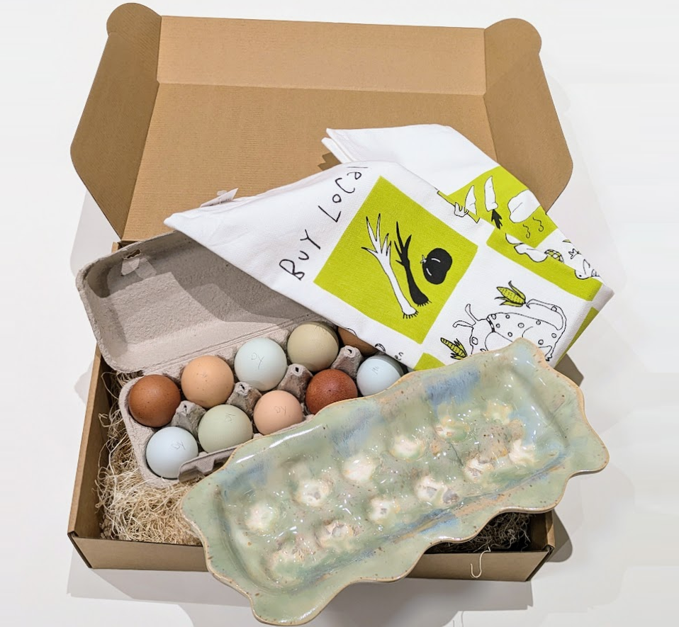 Gift Box (1 dozen eggs + deviled egg plate + tea towel)